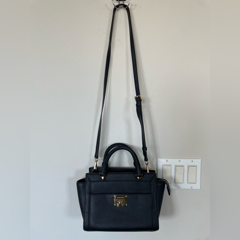 MICHAEL KORS TINA LARGE TOP ZIP LEATHER SATCHEL SHOULDER BAG PURSE BLACK GOLD